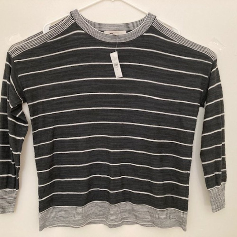 Loft Women's Off the Shoulder Sweater Size Med
